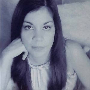 Meet your Posher, Thea